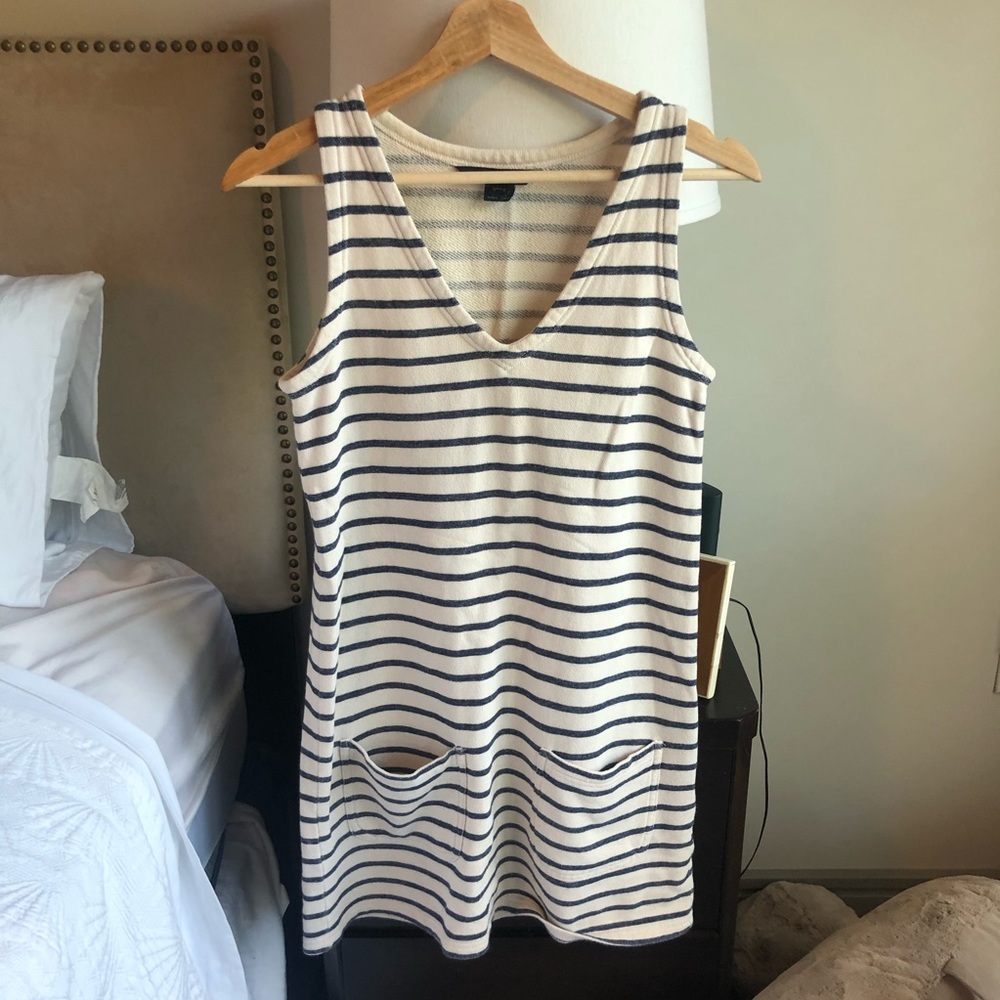 Striped French Connection Dress 💙🤍